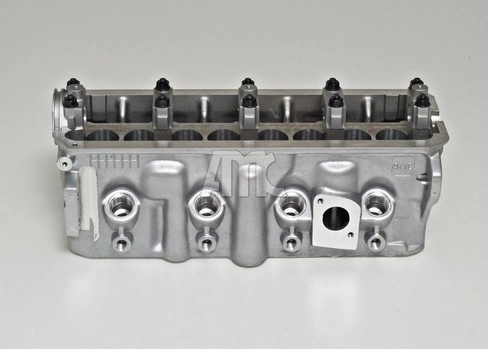 Głowica cylindrów 908058 AMC