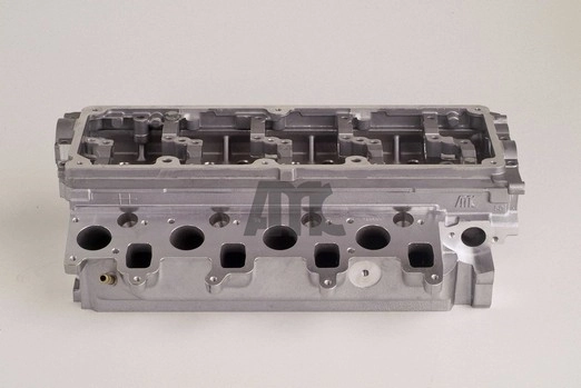 Głowica cylindrów 908826 AMC