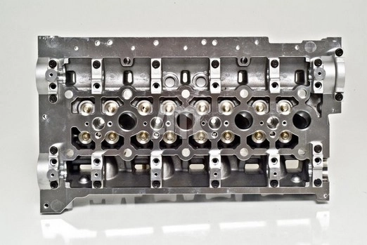 Głowica cylindrów 908797 AMC