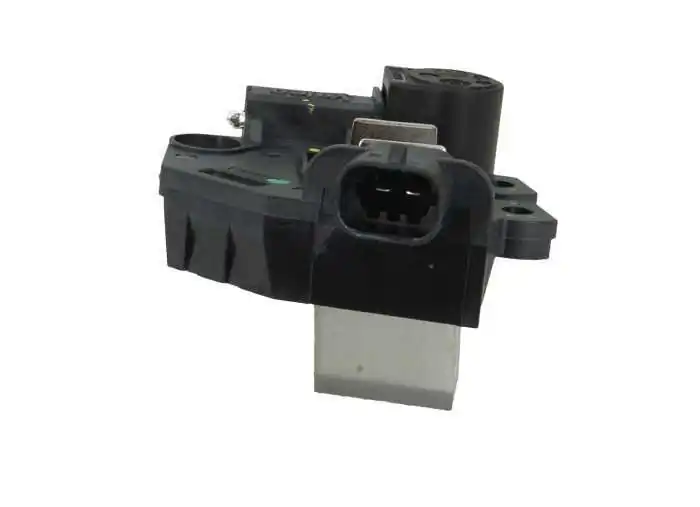 Regulator alternatora (przekaźnik ładowania) Opel Mokka 1 J13