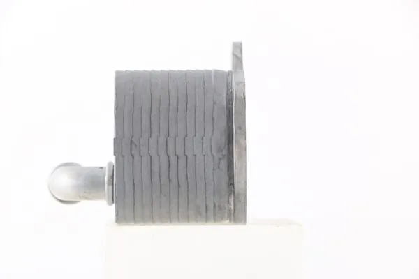 Chłodnica oleju Mahle Original CLC129000S cena, od 45,70 USD