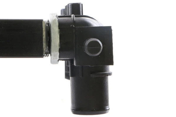Chłodnica silnika Mahle Original CR753000S cena, od 73,53 USD