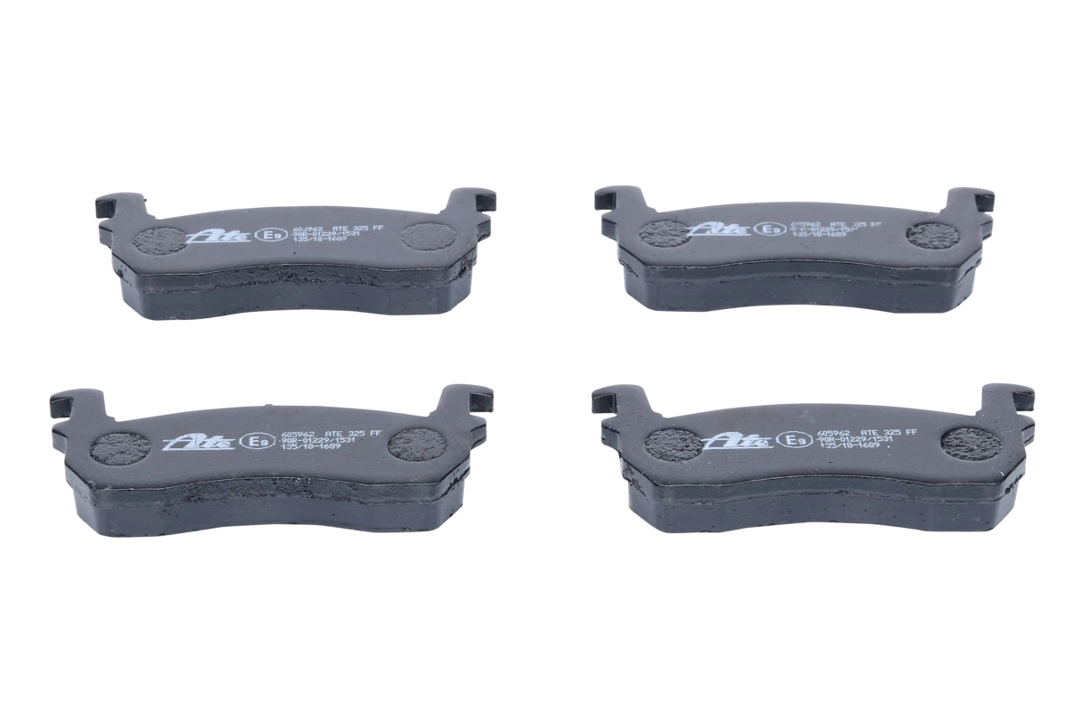 Klocki hamulcowe przednie tarczowe Nissan Micra hatchback (K10) (1982 - 1992) cena, od 25,59 USD