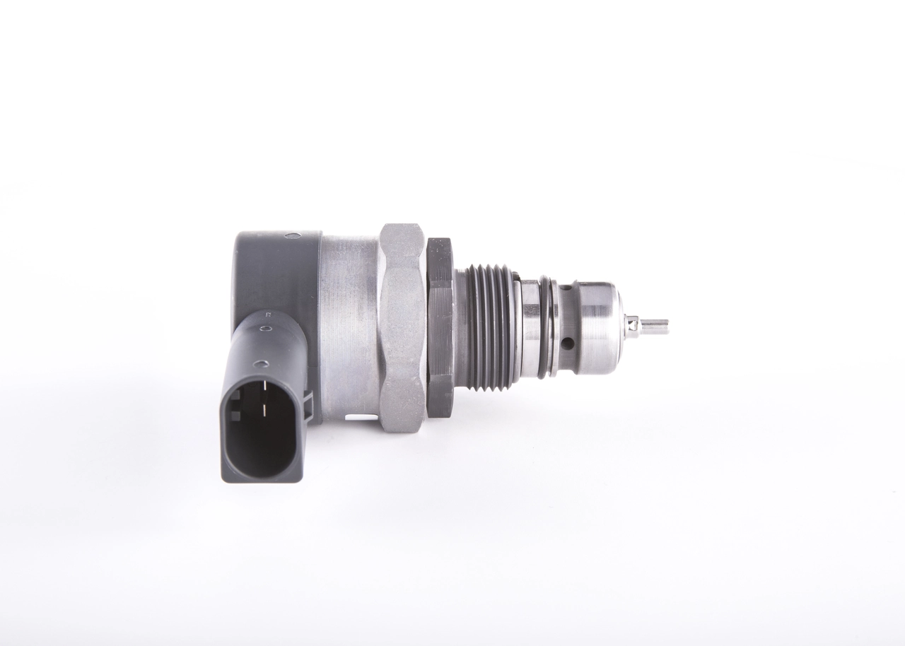 Zawór regulacji ciśnienia (zawór redukcyjny pompy wtryskowej) System Common-Rail Bosch 0281006246 cena, od 123,36 USD
