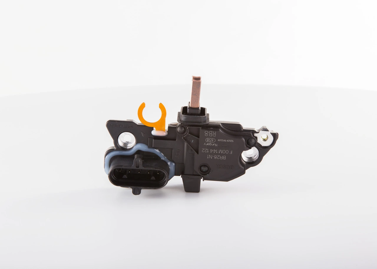 Do koszyka F00M144122 Bosch Regulator alternatora (przekaźnik ładowania)