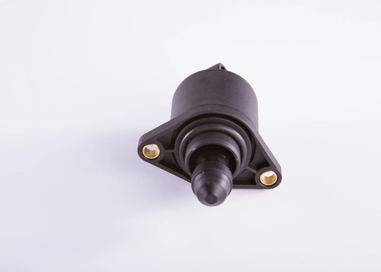 F00099M100 Bosch Regulator biegu jałowego