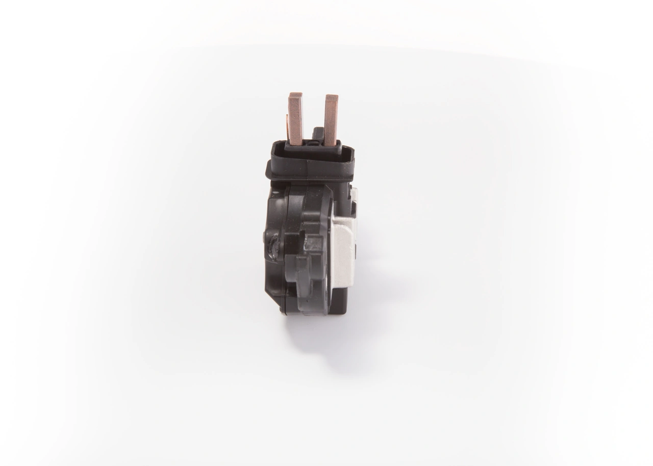 Do koszyka F00M144125 Bosch Regulator alternatora (przekaźnik ładowania)