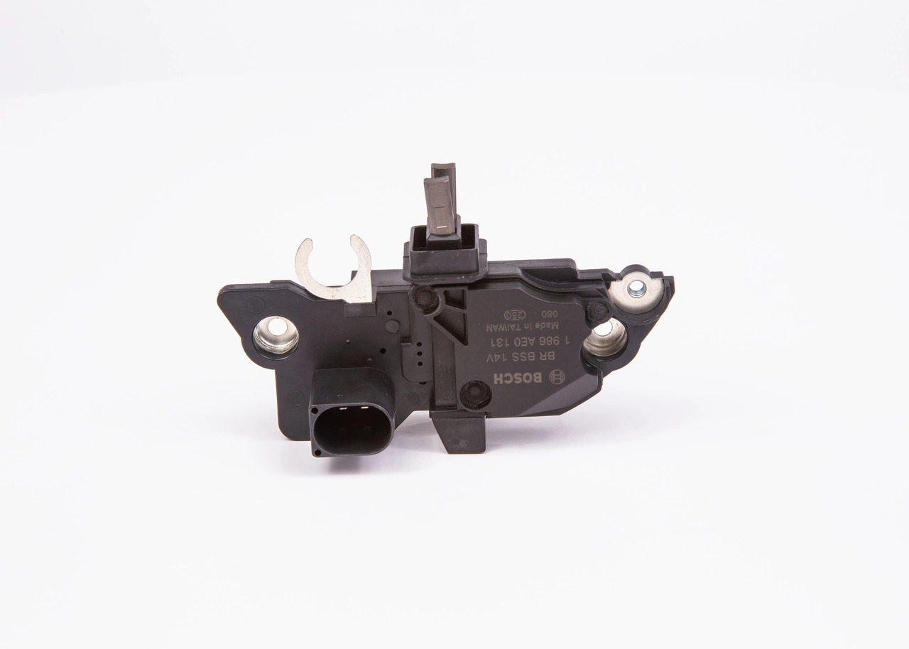 Regulator alternatora (przekaźnik ładowania) Bosch 1986AE0131 cena, od 43,71 USD