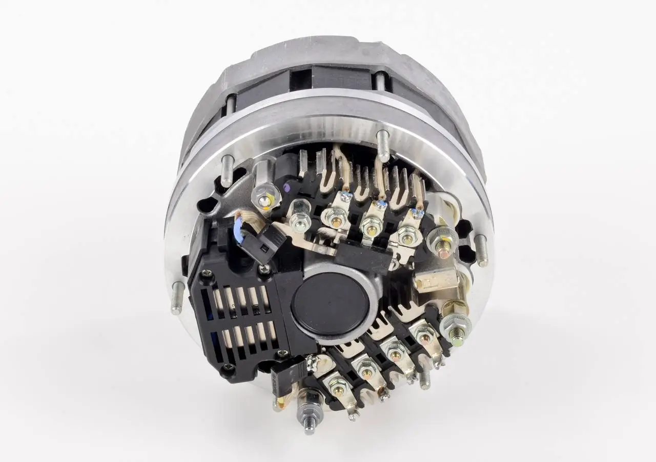 Do koszyka 0124325093 Bosch Alternator