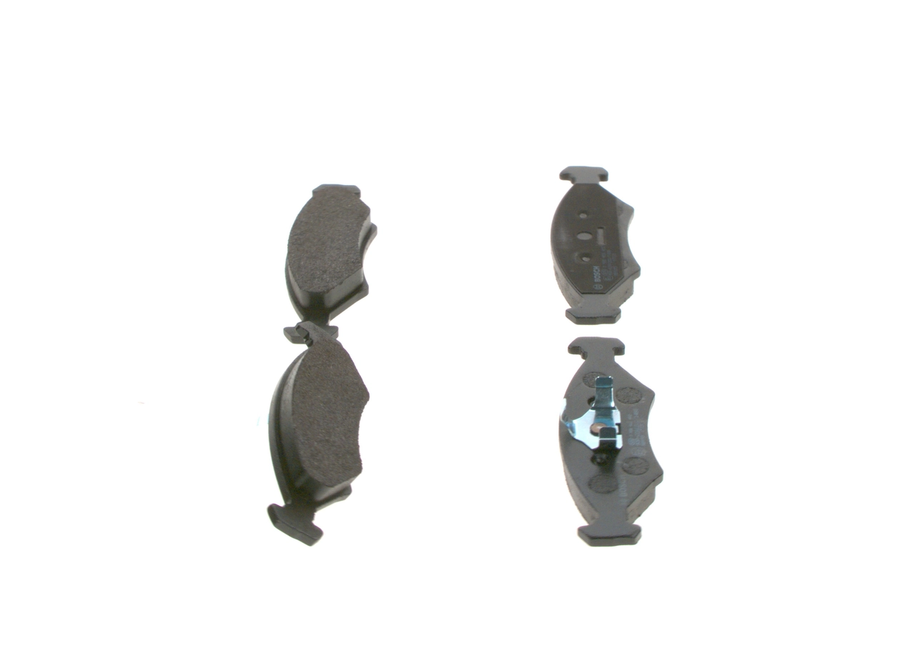 Klocki hamulcowe przednie tarczowe Bosch 0986466402 cena, od 22,51 USD