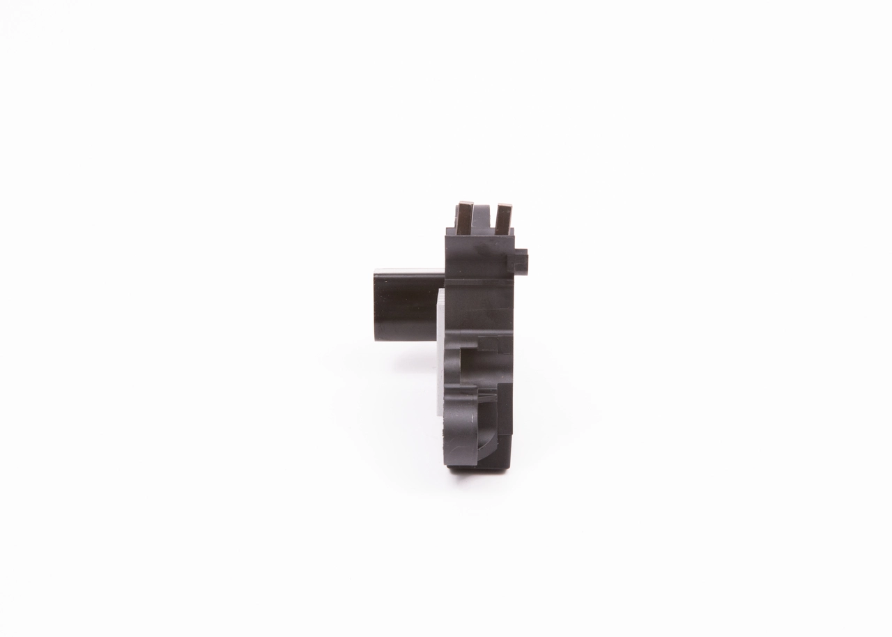 Do koszyka 1986AE0014 Bosch Regulator alternatora (przekaźnik ładowania)