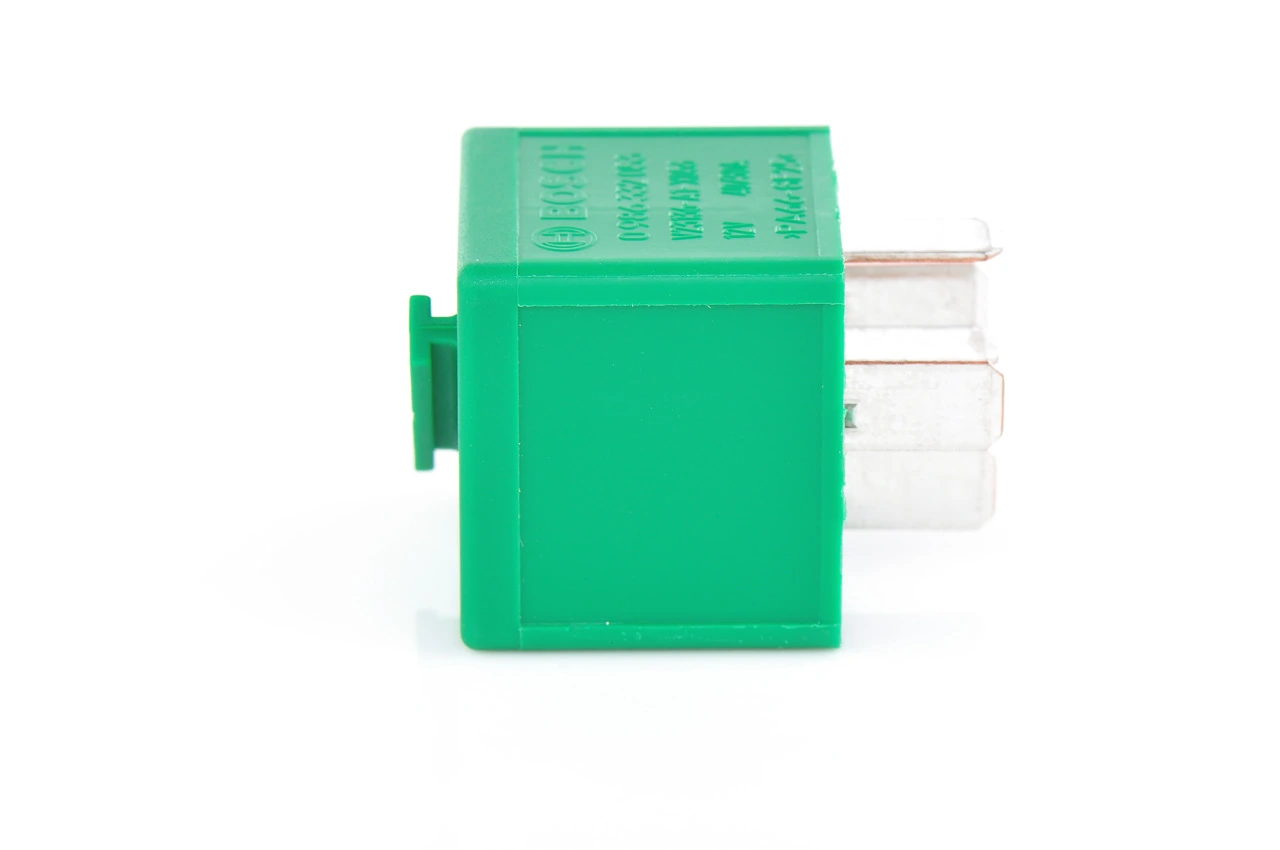 Przekaźnik sterownika wycieraczek do Volkswagen Touareg I 7LA, 7L6, 7L7