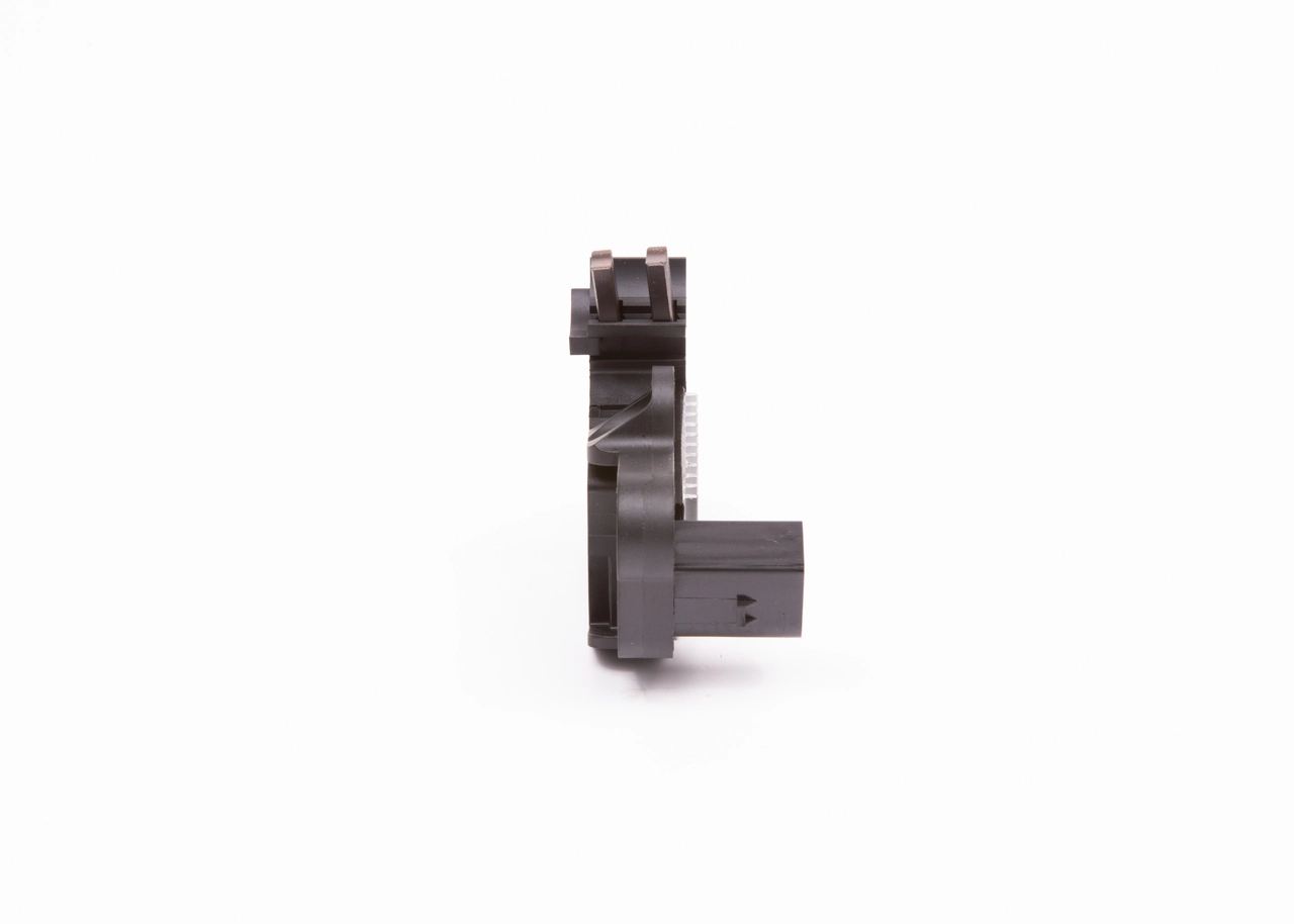 Regulator alternatora (przekaźnik ładowania) Bosch 1986AE0014 cena, od 43,28 USD