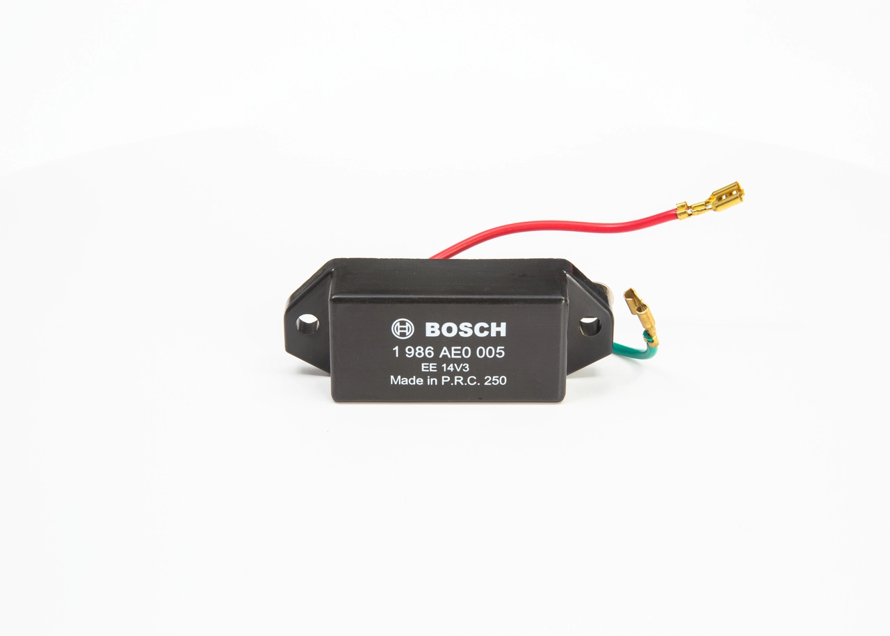 1986AE0005 Bosch Regulator alternatora (przekaźnik ładowania)