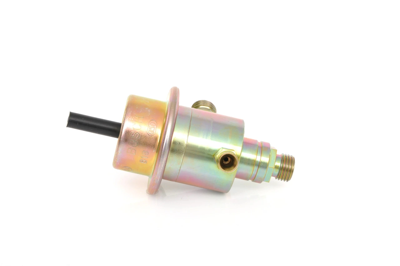 Regulator ciśnienia paliwa w listwie paliwowej Bosch 0438161001 cena, od 564,32 USD