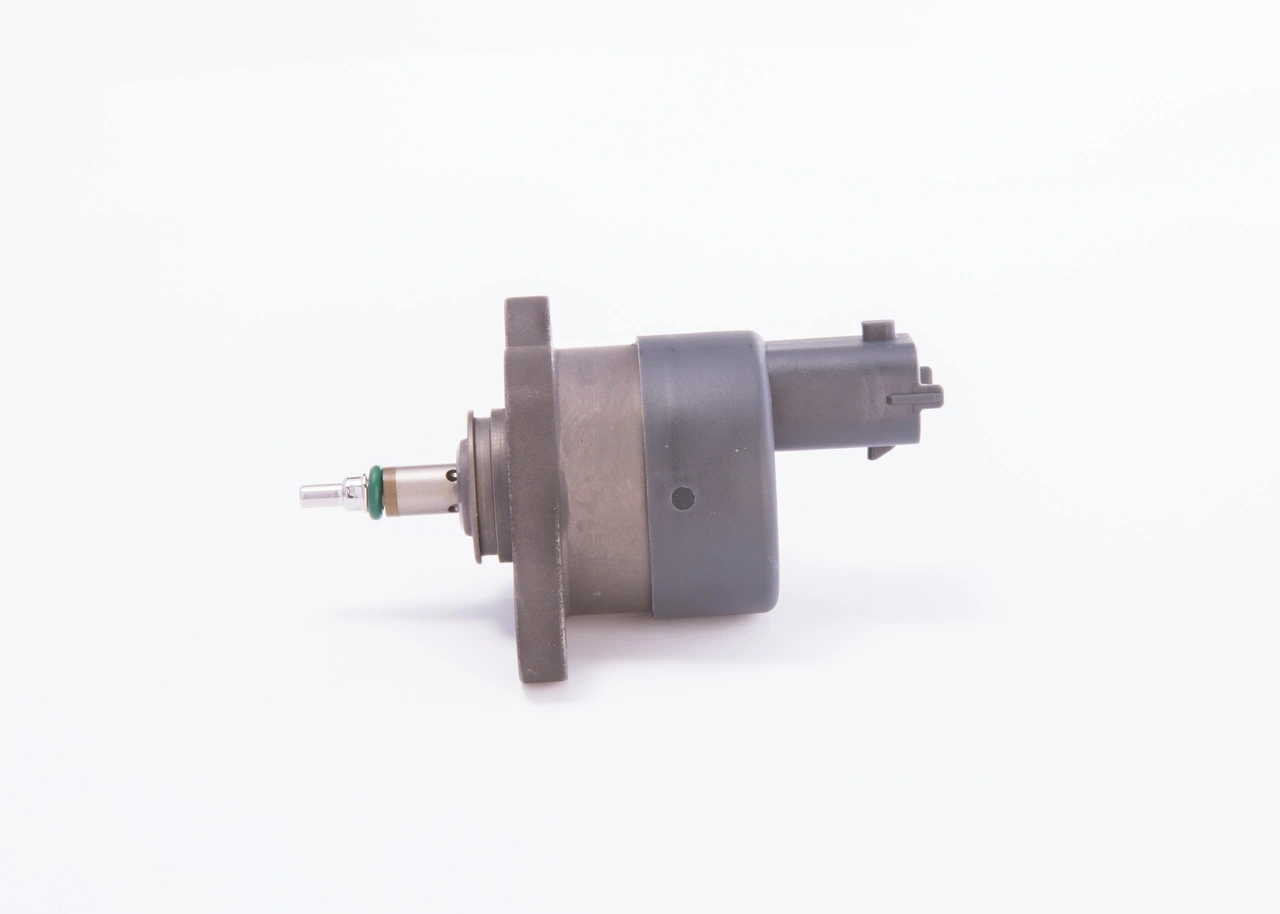 Regulator ciśnienia paliwa w listwie paliwowej Bosch 0281002718 cena, od 122,11 USD