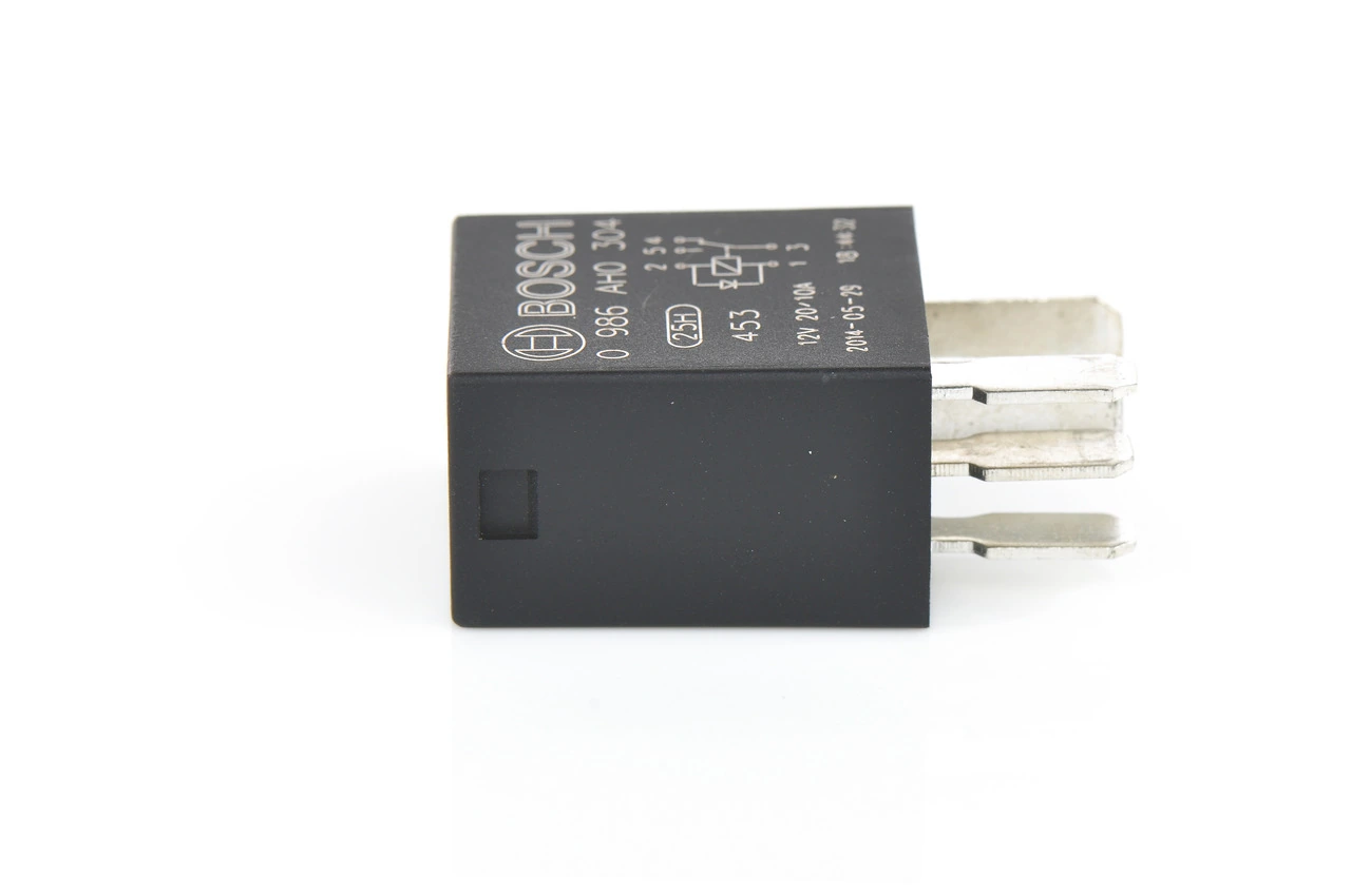 Elektryczne przekaźnik wielofunkcyjne Bosch 0986AH0304 cena, od 8,46 USD