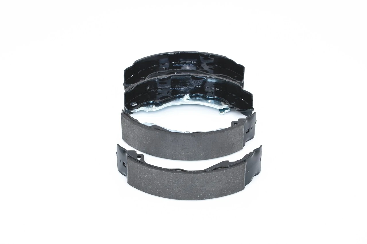Klocki hamulcowe tylne bębnowe, kompletne z cylindrami, zestaw Bosch 0986487940 cena, od 46,40 USD