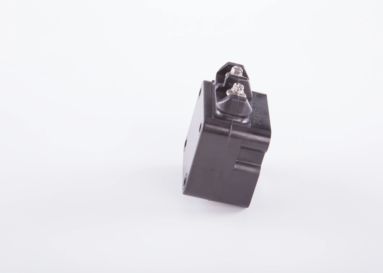 Elektromagnes rozrusznika Bosch F00HN37431 cena, od 86,88 USD