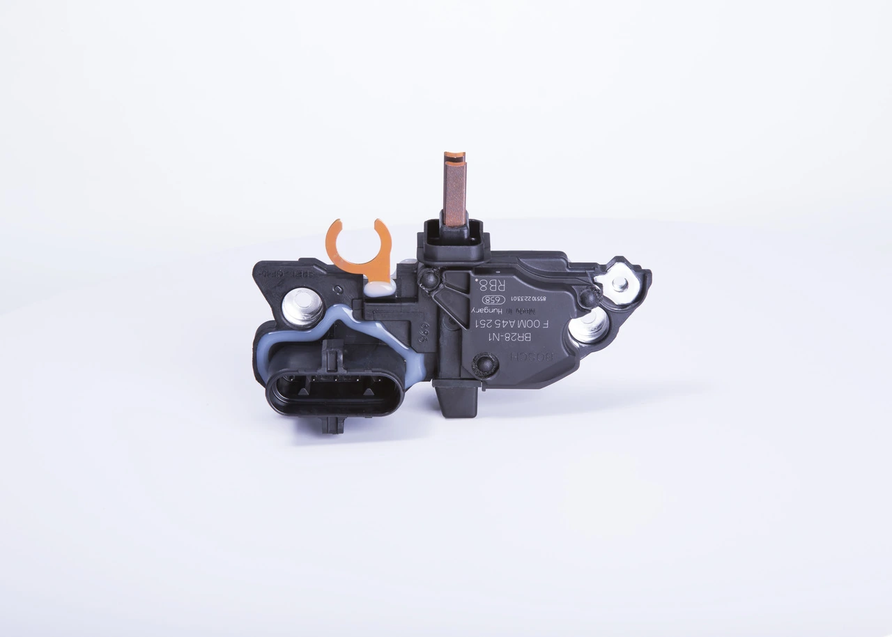 F00MA45251 Bosch Regulator alternatora (przekaźnik ładowania)