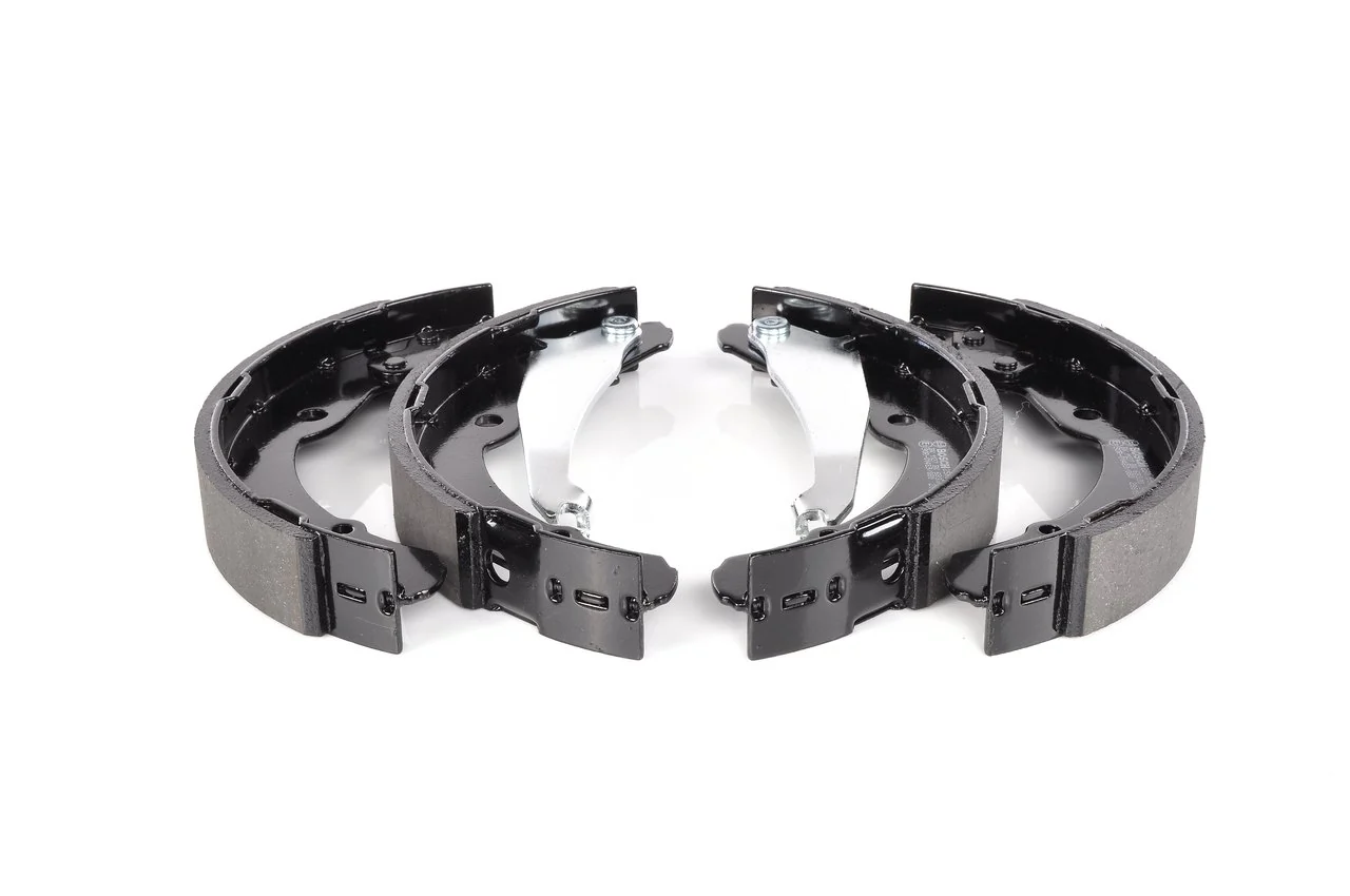 Klocki hamulcowe tylne bębnowe Bosch 0986487555 cena, od 26,62 USD
