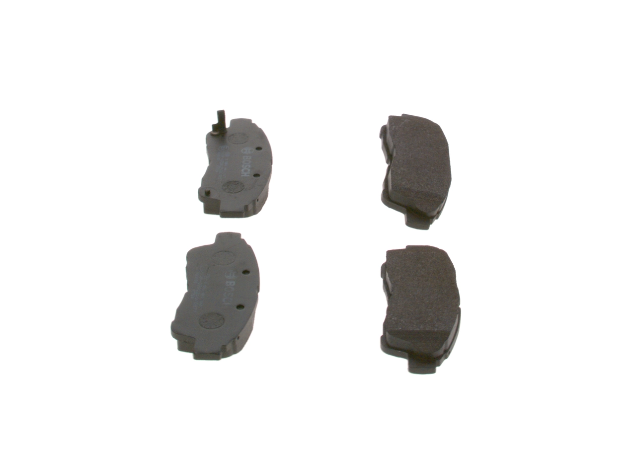 Klocki hamulcowe przednie tarczowe Bosch 0986461123 cena, od 23,92 USD