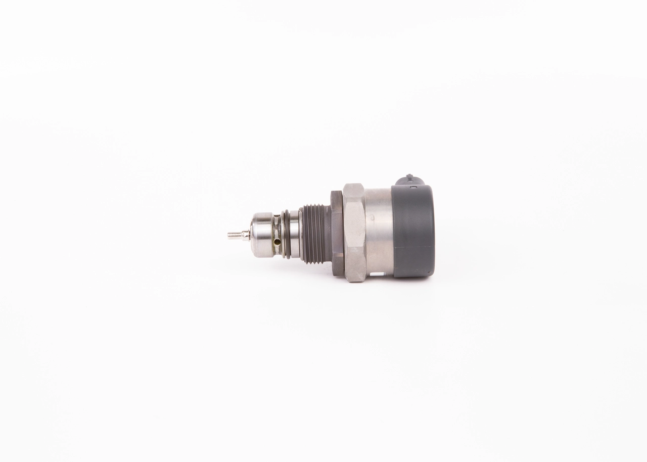 Zawór regulacji ciśnienia (zawór redukcyjny pompy wtryskowej) System Common-Rail Bosch 0281006032 cena, od 142,55 USD