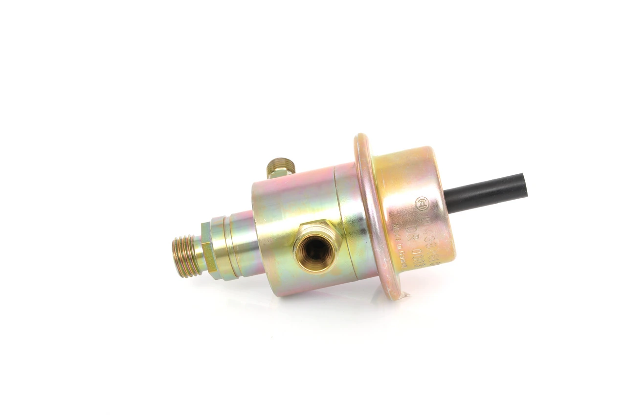 Do koszyka Regulator ciśnienia paliwa w listwie paliwowej Mercedes S  W126