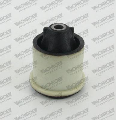 Silentblock tylnej belki Dacia Duster 