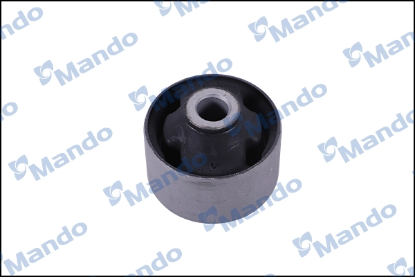 DCC010358 Mando