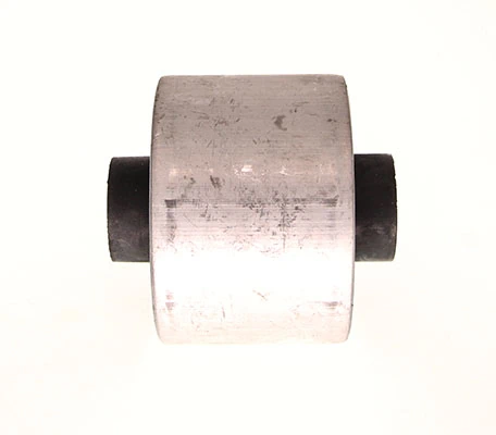 Do koszyka Silentblock przedniego wahacza dolnego Nissan Altima L32 