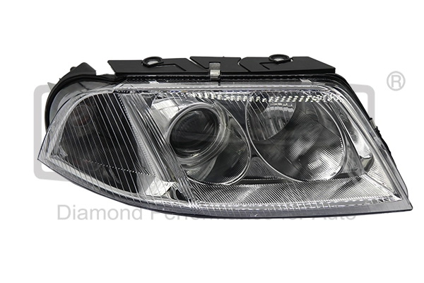 Reflektor prawy Volkswagen Passat B5 sedana (3B3) (2000 - 2005) cena, od 127,81 USD