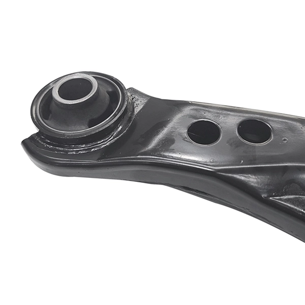 Wahacz zawieszenia przedniego dolny prawy do Toyota Carina E T19