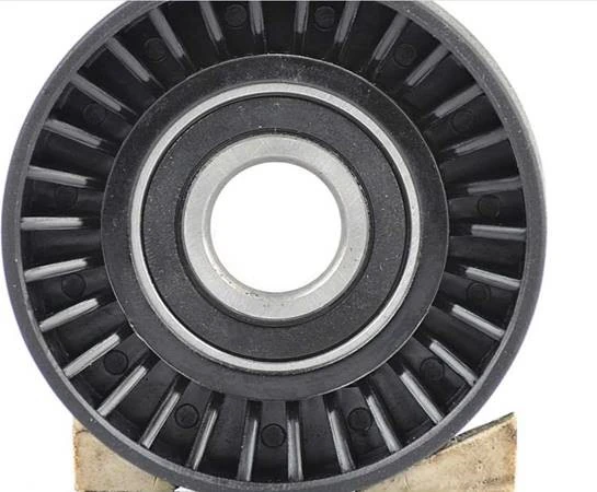  Rolka napinacza paska napędowego Mercedes E 