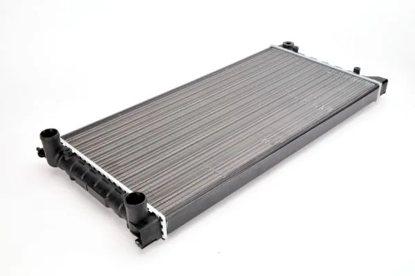 Chłodnica silnika Volkswagen Passat B3, B4 sedana (3A2, 351, 312) (1988 - 1997) cena, od 57,83 USD