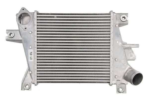 Chłodnica intercoolera Polcar 2747J82 cena, od 253,68 USD