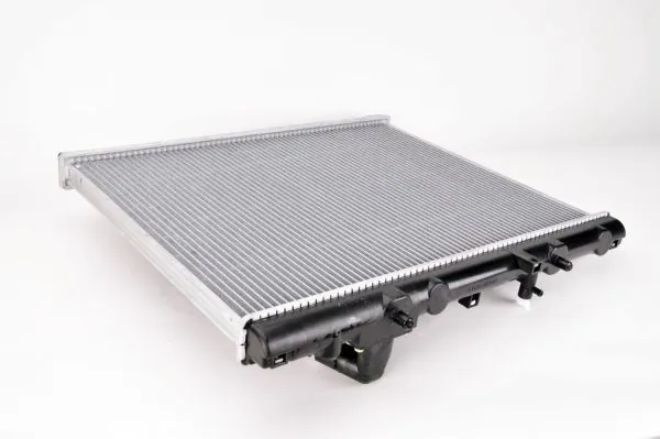 Chłodnica silnika Thermotec D75010TT cena, od 148,55 USD
