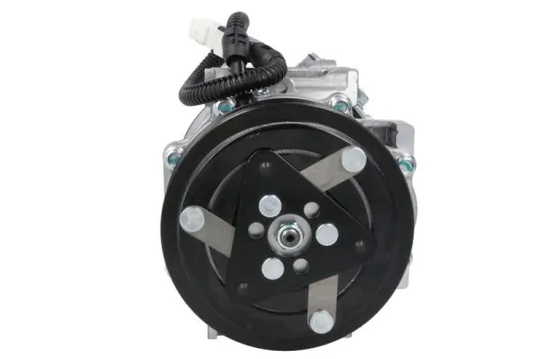 Sprężarka klimatyzacji Ford 9671453780