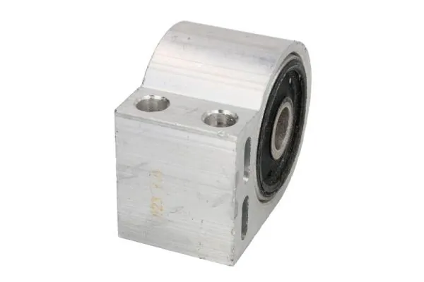 J40054YMT Yamato Silentblock przedniego wahacza dolnego