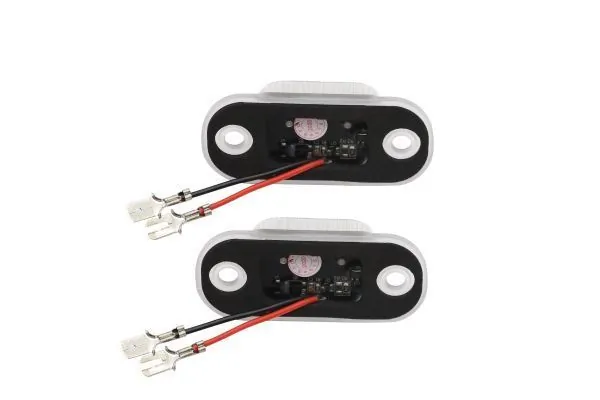 Lampa oświetlenia tylnej tablicy rejestracyjnej do Audi 80 B4 8C2