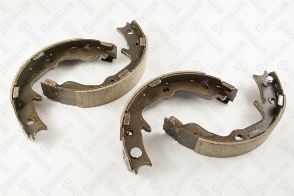 Do koszyka K05191215AB Fiat/Alfa/Lancia Klocki hamulca ręcznego