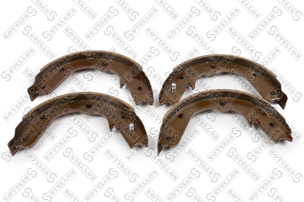  Klocki hamulca ręcznego Opel Frontera 