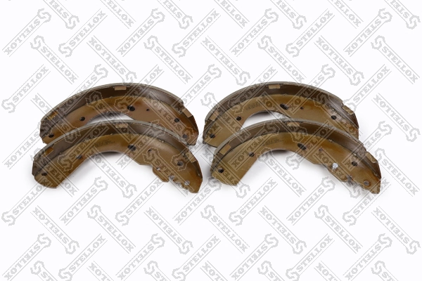 UCYR2638Z Mazda Klocki hamulcowe tylne bębnowe