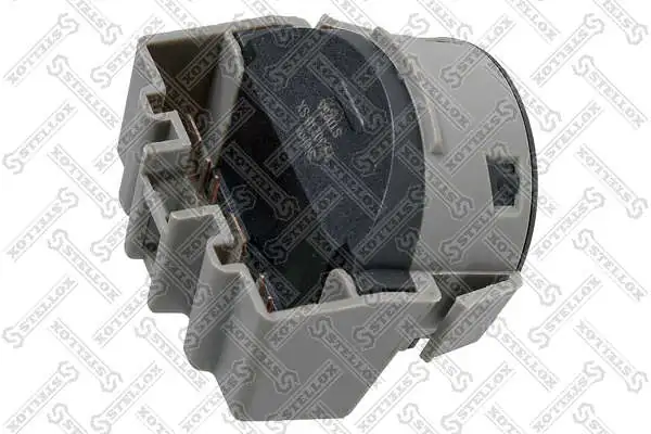 Kostka stacyjki zapłonowej Ford Mondeo III sedana (B4Y) (2000 - 2007) cena, od 23,09 USD