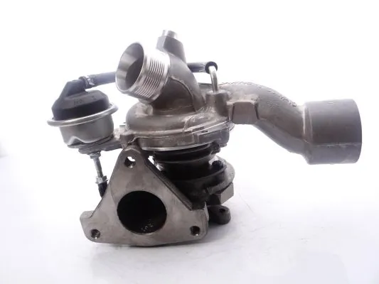 Do koszyka Turbina Peugeot 605  6B