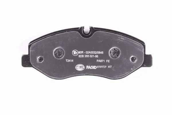 Klocki hamulcowe przednie tarczowe HELLA 8DB355021961