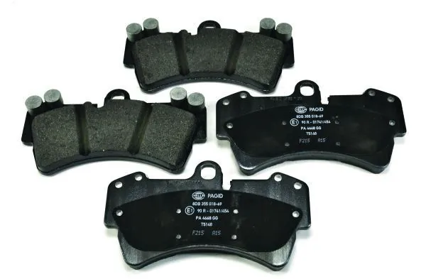 Klocki hamulcowe przednie tarczowe 8DB355018691 HELLA