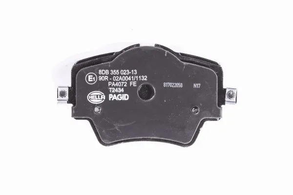 Klocki hamulcowe przednie tarczowe HELLA 8DB355023131