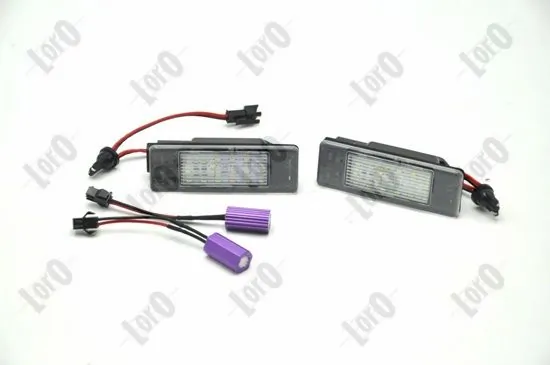 Do koszyka Lampa oświetlenia tylnej tablicy rejestracyjnej Mercedes Sprinter II 3-t 906