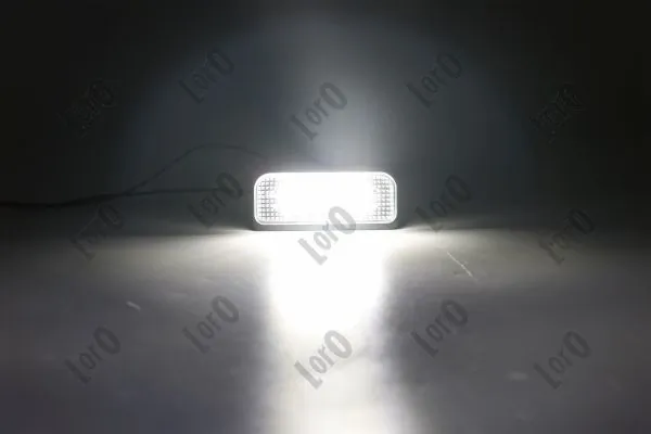 Lampa oświetlenia tylnej tablicy rejestracyjnej Mercedes C sedana (W203) (2000 - 2007) cena, od 26,26 USD